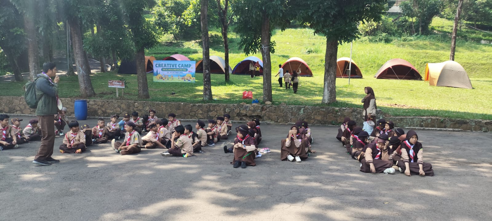 camping pramuka di hambalang